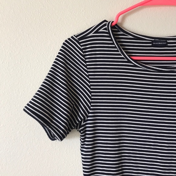 Brandy Melville navy & white striped dress - Picture 3 of 4